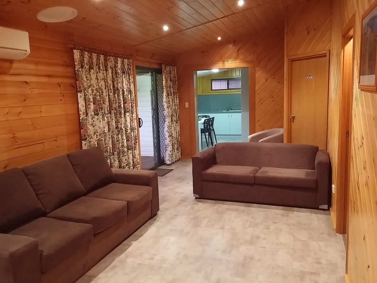 Отель Bicheno Cabin Park Экстерьер фото